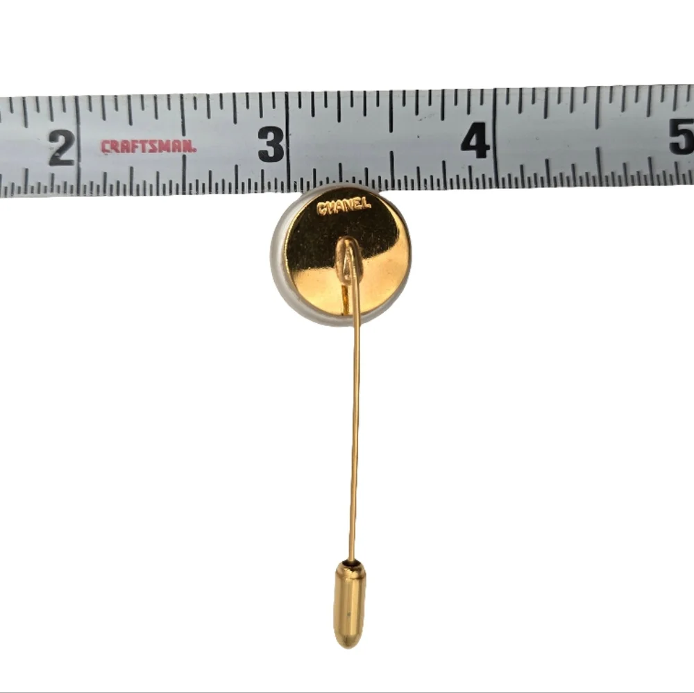 #29 / 90's Vintage - Chanel Classic Gold Plated CC Faux Pearl Pin - Vintage - Picture 6 of 9